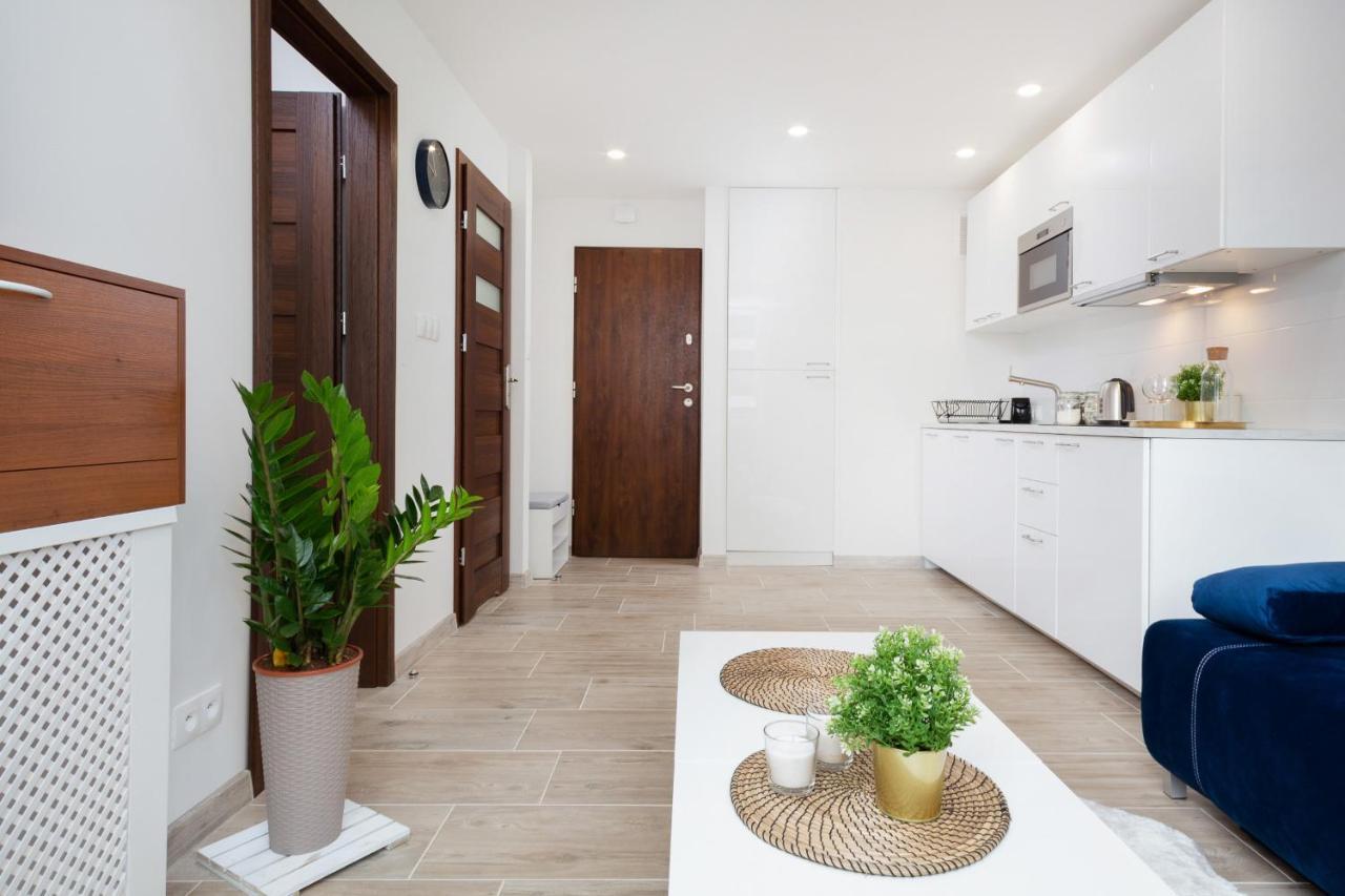 Apartments Warsaw Grzybowska By Noclegi Renters Dış mekan fotoğraf